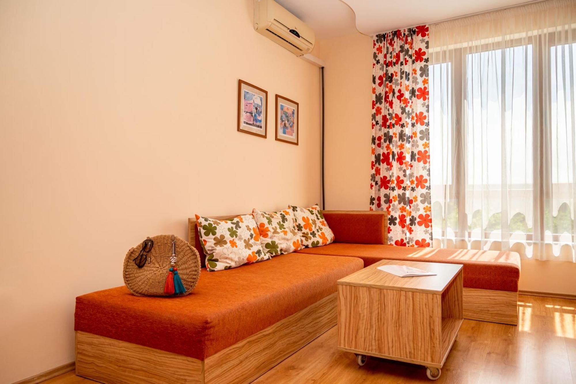 Galeria Holiday Apartments Obzor Zewnętrze zdjęcie